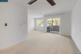 Photo #4: 41109734 Listing