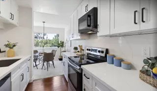 Photo #5: 41109795 Listing