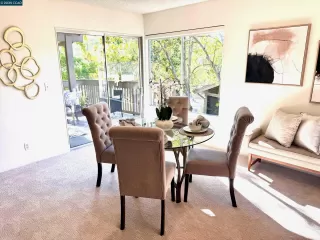 Photo #4: 41109838 Listing