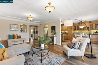 Photo #4: 41109845 Listing