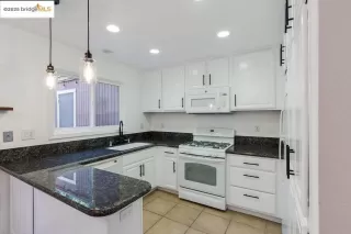 Photo #3: 41109853 Listing