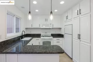 Photo #4: 41109853 Listing