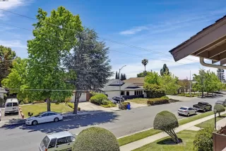 Photo #3: 41110000 Listing 