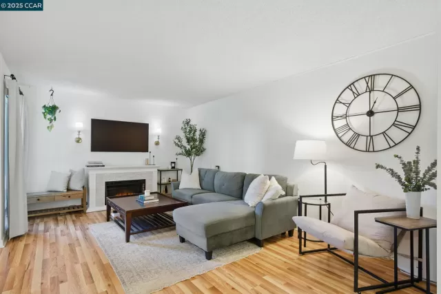 MLS: 41110019 Condo For Sale