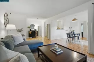 Photo #3: 41110019 Listing 
