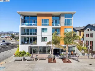 Click for more information on MLS # 41110061 : 340 29TH AVE. # 207 More Details about MLS # 41110061 : 340 29TH AVE. # 207