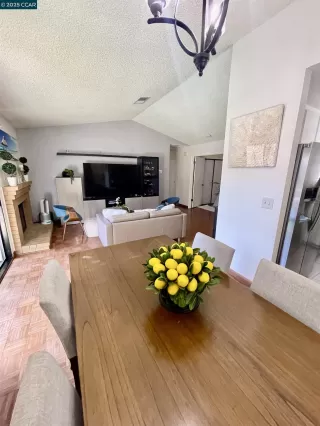 Photo #3: 41110091 Listing