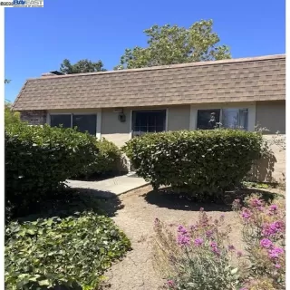 Photo #1: 41110103 Listing 