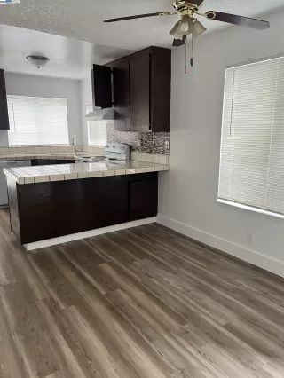 Photo #3: 41110103 Listing 