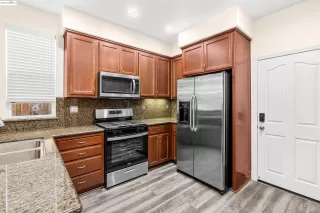 Photo #4: 41110156 Listing