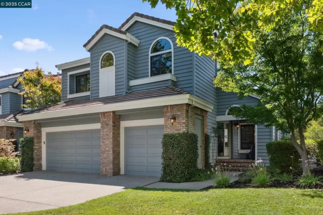 MLS: 41110173 Condo For Sale