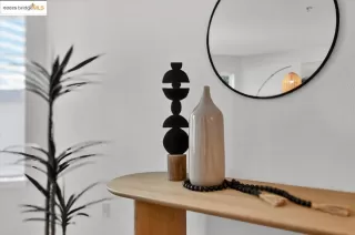 Photo #5: 41110229 Listing 