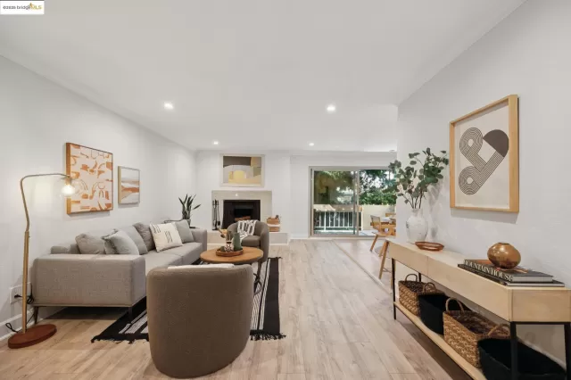 MLS: 41110254 Condo For Sale