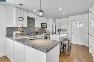 Photo #2: 41110289 Listing 