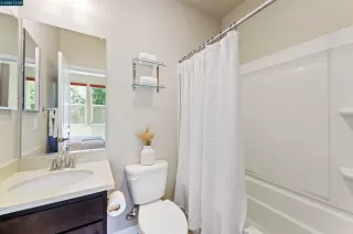 Photo #4: 41110297 Listing 