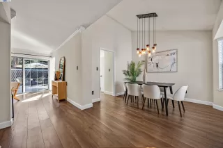 Photo #3: 41110302 Listing