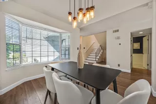 Photo #4: 41110302 Listing