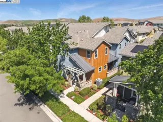 Photo #2: 41110337 Listing 