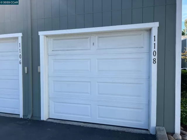 MLS: 41110339 Condo For Sale