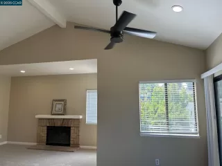 Photo #4: 41110339 Listing