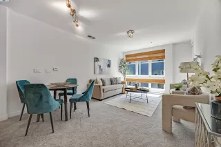 Photo #5: 41110370 Listing