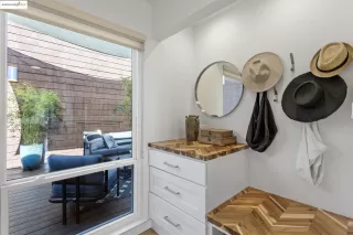 Photo #4: 41110401 Listing