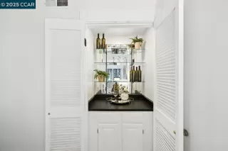 Photo #5: 41110412 Listing