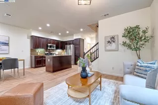 Photo #2: 41110420 Listing 