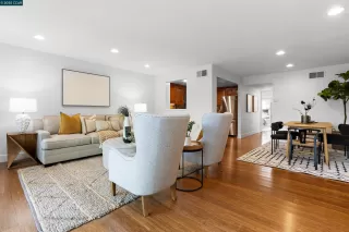 Photo #3: 41110437 Listing 