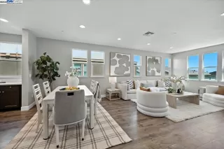 Photo #2: 41110438 Listing 