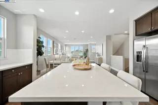 Photo #3: 41110438 Listing 