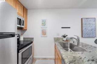 Photo #2: 41110477 Listing