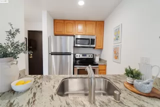 Photo #5: 41110477 Listing