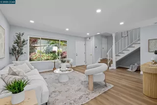 Photo #5: 41110492 Listing