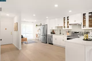 Photo #4: 41110508 Listing