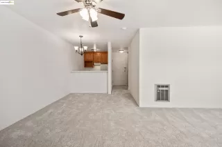 Photo #2: 41110512 Listing