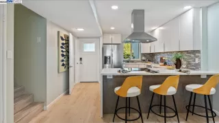 More Details about MLS # 41110518 : 3027 ALTA VISTA