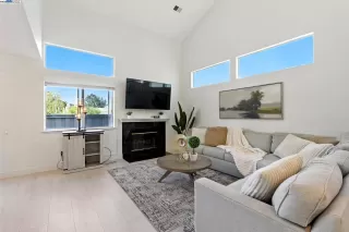 Photo #3: 41110543 Listing 