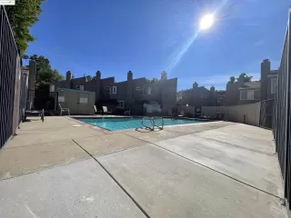 Photo #2: 41110553 Listing 