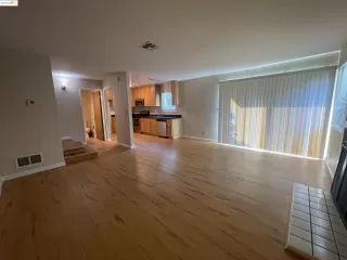 Photo #3: 41110553 Listing 