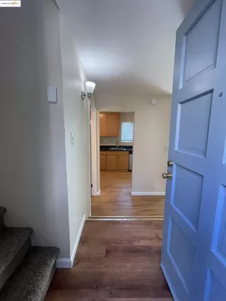 Photo #5: 41110553 Listing 