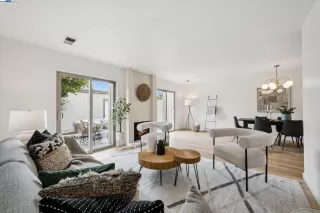 More Details about MLS # 41110601 : 3344 SOLOMON LN