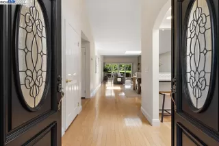 Photo #5: 41110619 Listing