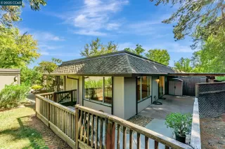 Photo #4: 41110647 Listing 