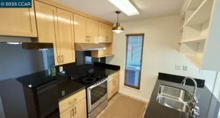 Photo #1: 41110683 Listing