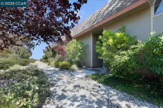 Photo #3: 41110688 Listing 