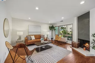 Photo #4: 41110700 Listing