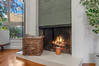 Photo #5: 41110700 Listing