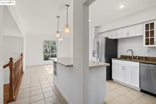 Photo #5: 41110718 Listing