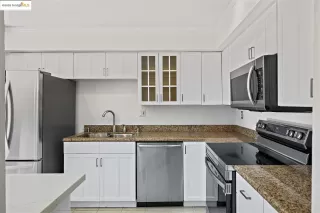 Photo #6: 41110718 Listing